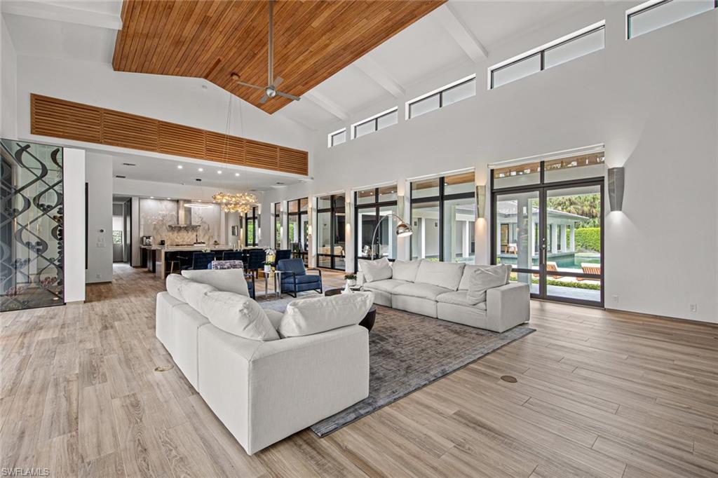 QUAIL WEST - Residential