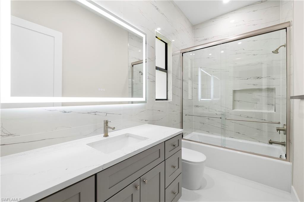 GOLDEN GATE ESTATES - Residential