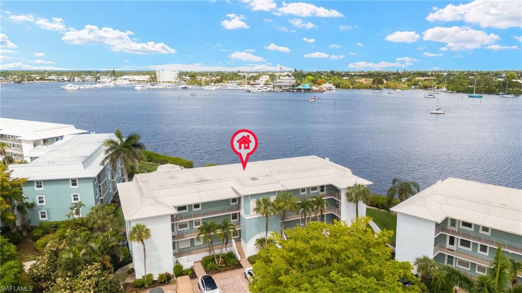 FOUR WINDS - Residential