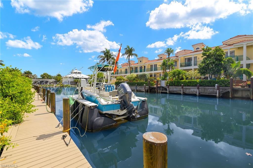 FOUR WINDS - Residential