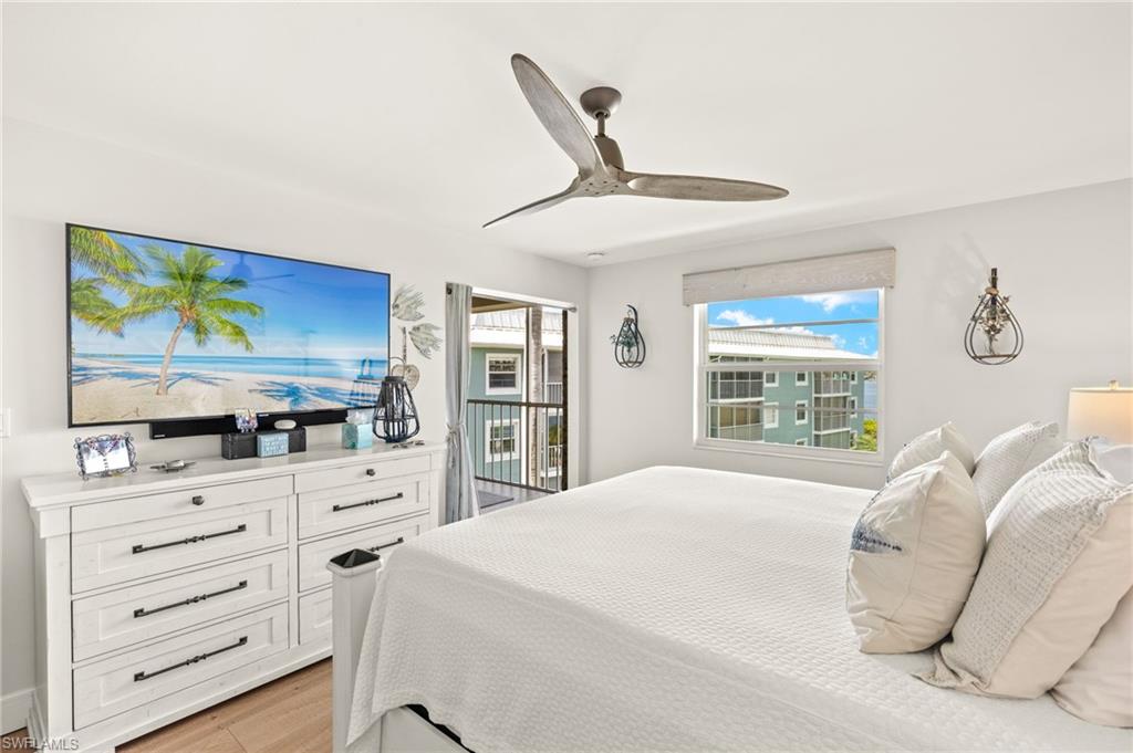 FOUR WINDS - Residential