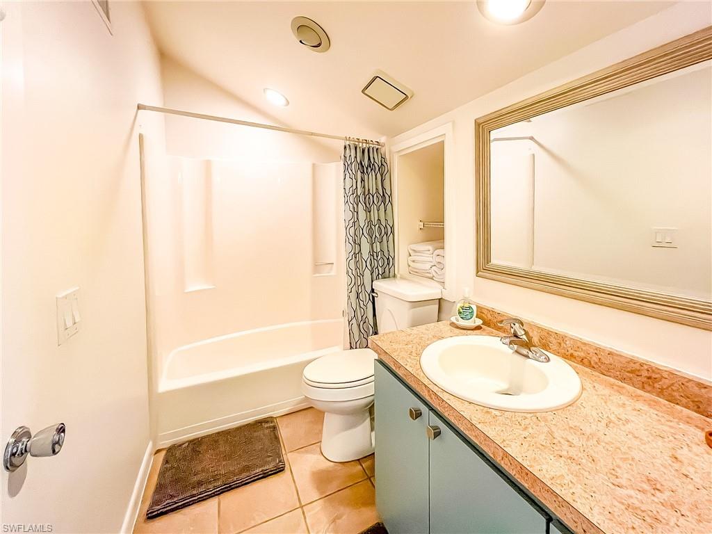 SAFETY HARBOR CLUB - Residential