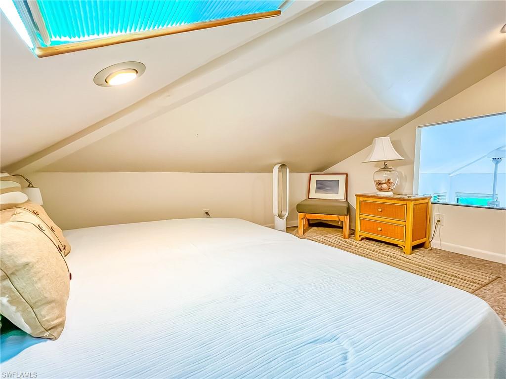 SAFETY HARBOR CLUB - Residential