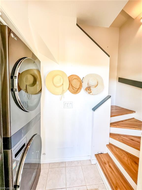 SAFETY HARBOR CLUB - Residential