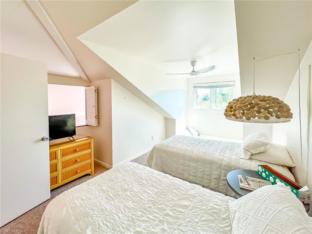 SAFETY HARBOR CLUB - Residential