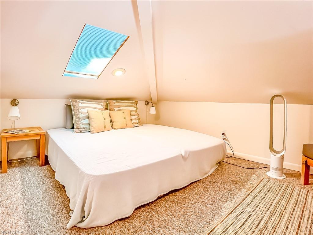 SAFETY HARBOR CLUB - Residential