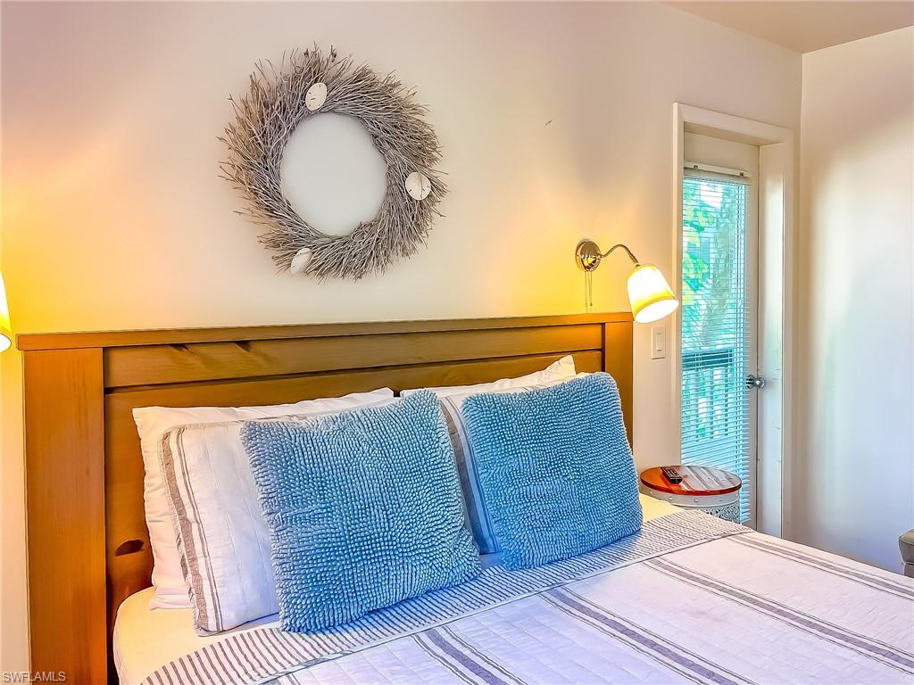 SAFETY HARBOR CLUB - Residential