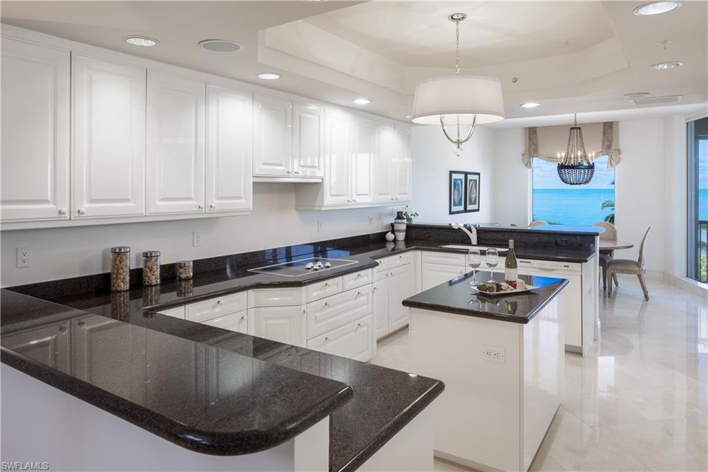 REMINGTON AT BAY COLONY - Residential