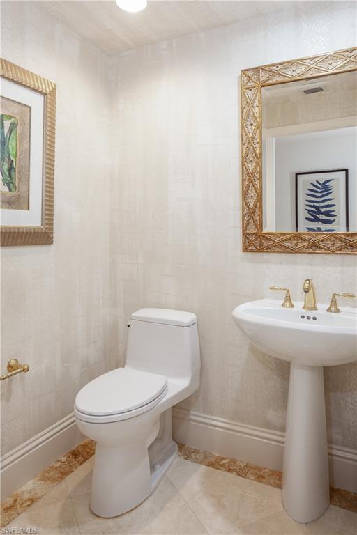 REMINGTON AT BAY COLONY - Residential