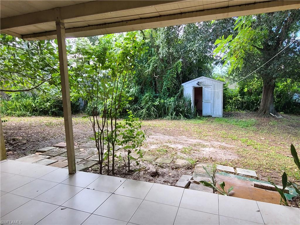 SAN CARLOS PARK - Residential