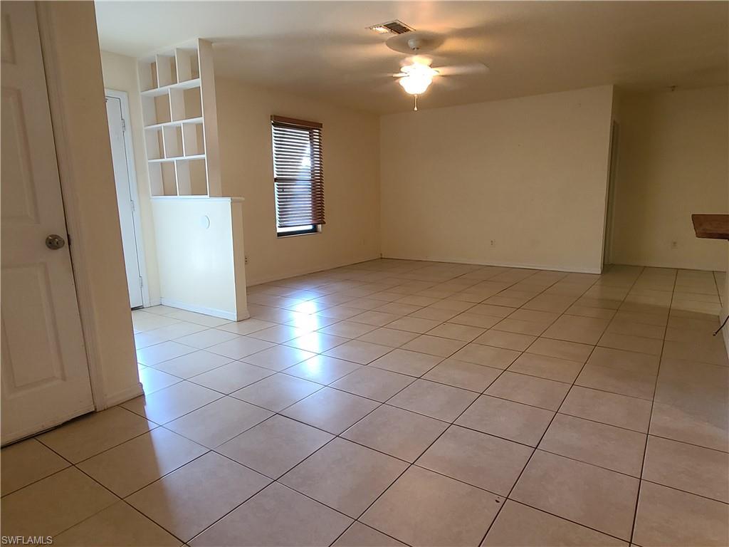 SAN CARLOS PARK - Residential