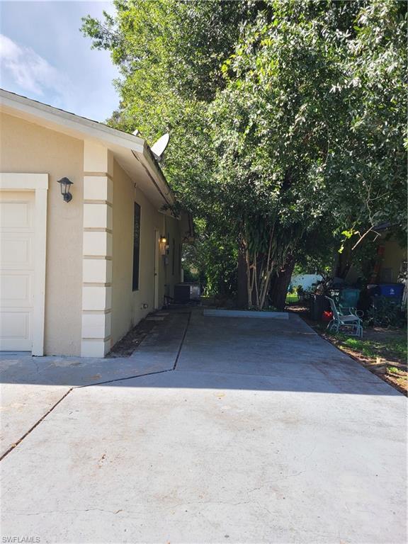 SAN CARLOS PARK - Residential