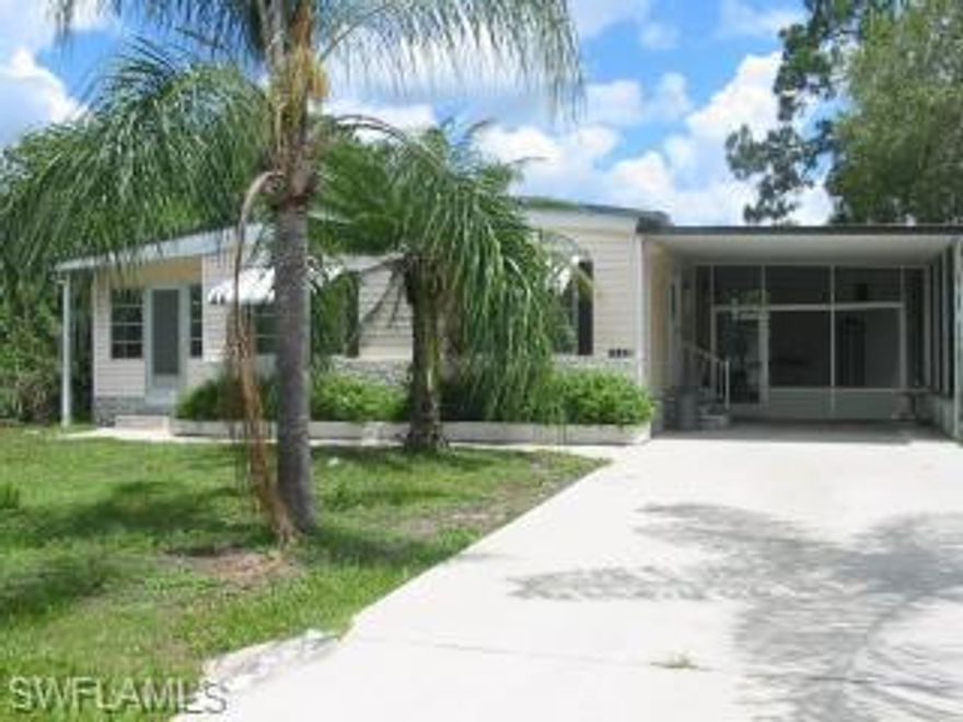 This is a short sale and needs a lot repairs. No have Air Condition.