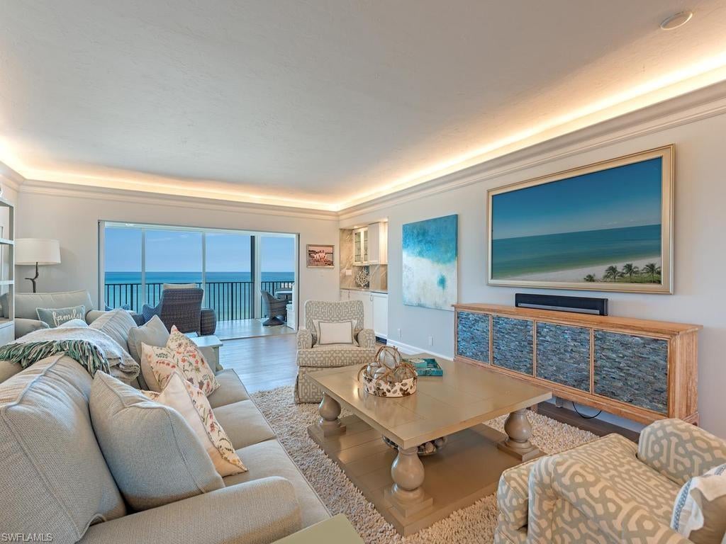 2905 Gulf Shore BLVD N 803