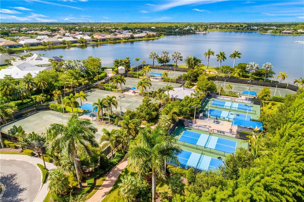 SPARROW CAY - Residential