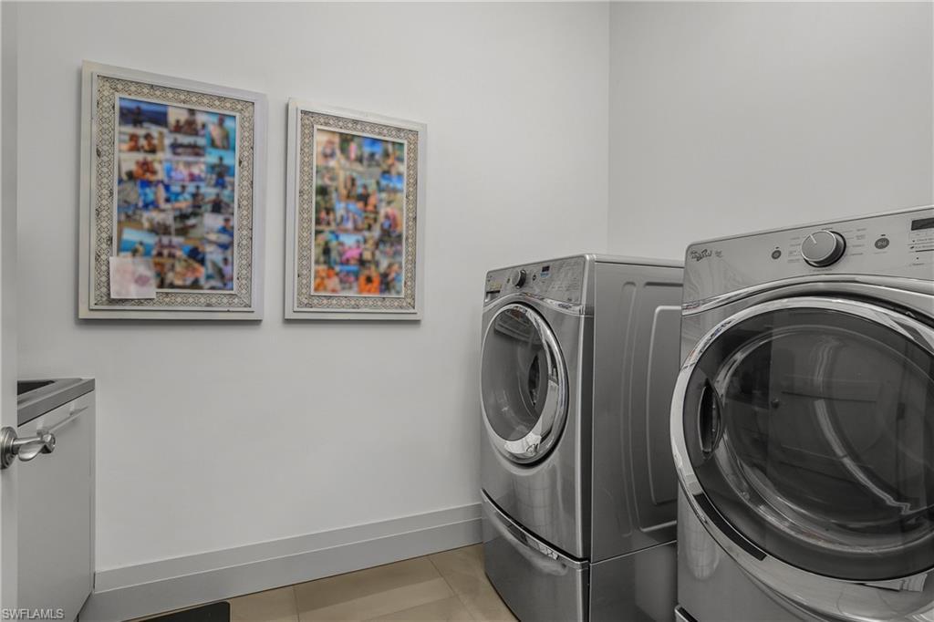 SPARROW CAY - Residential