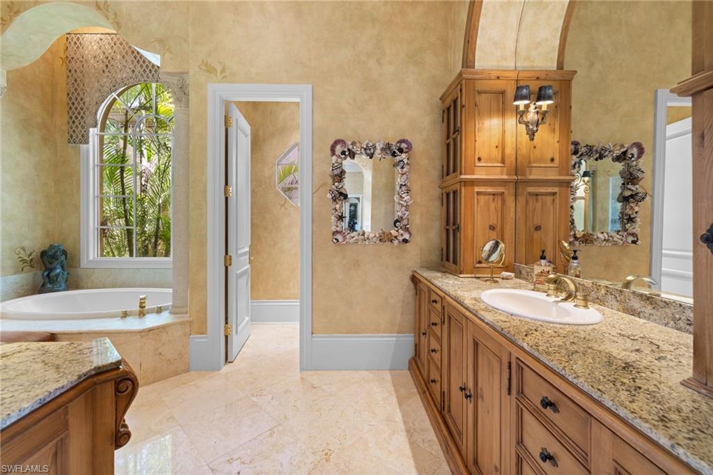 QUAIL WEST - Residential