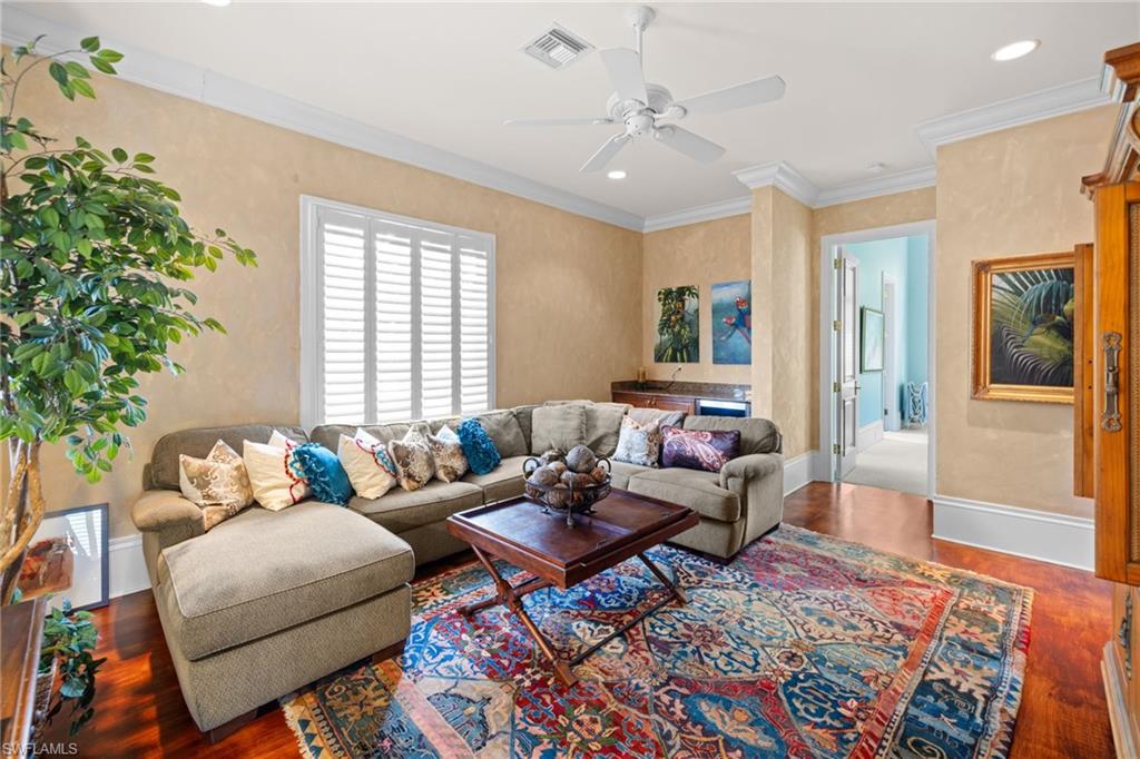 QUAIL WEST - Residential