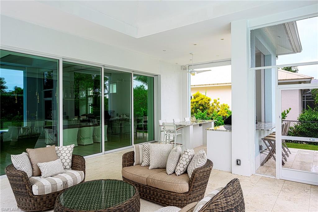 MOORINGS - Residential