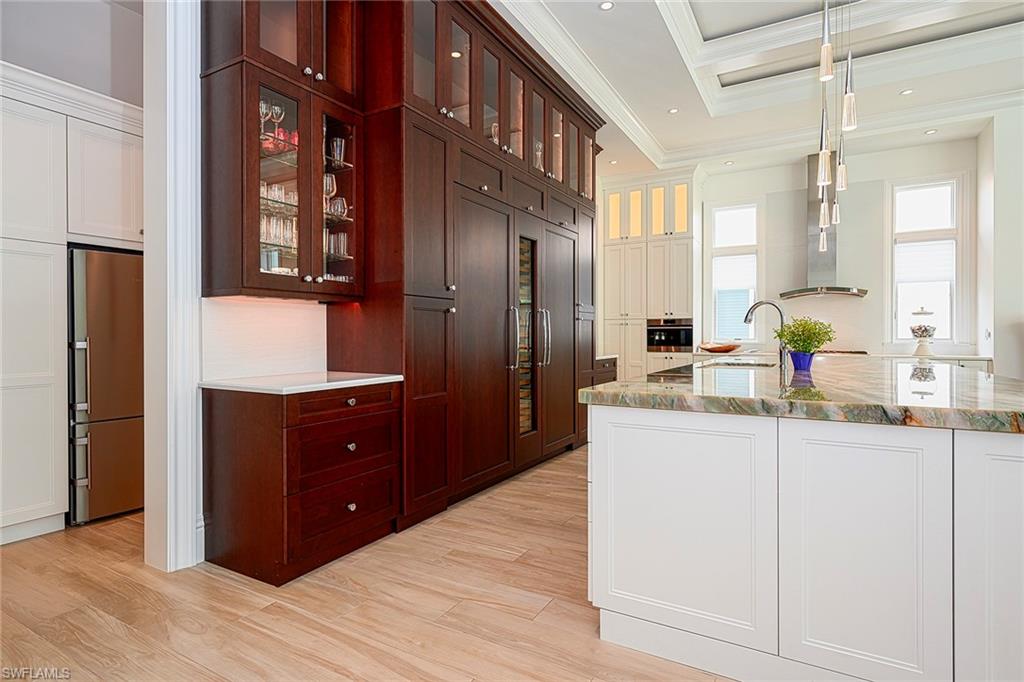 MOORINGS - Residential