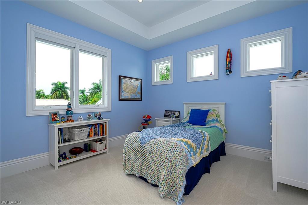 MOORINGS - Residential