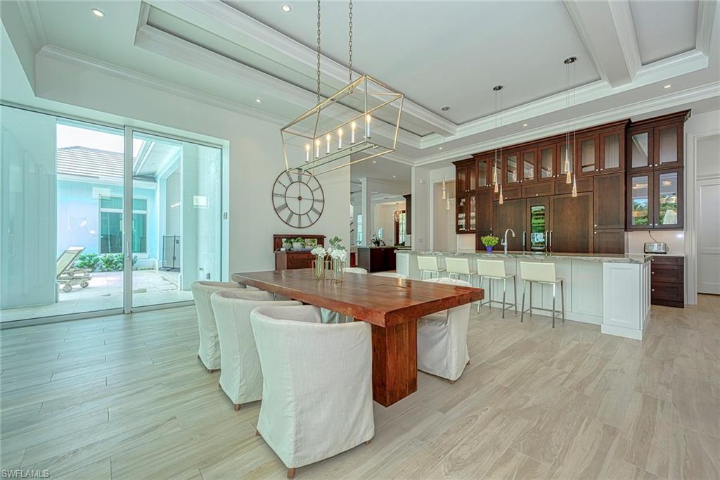 MOORINGS - Residential