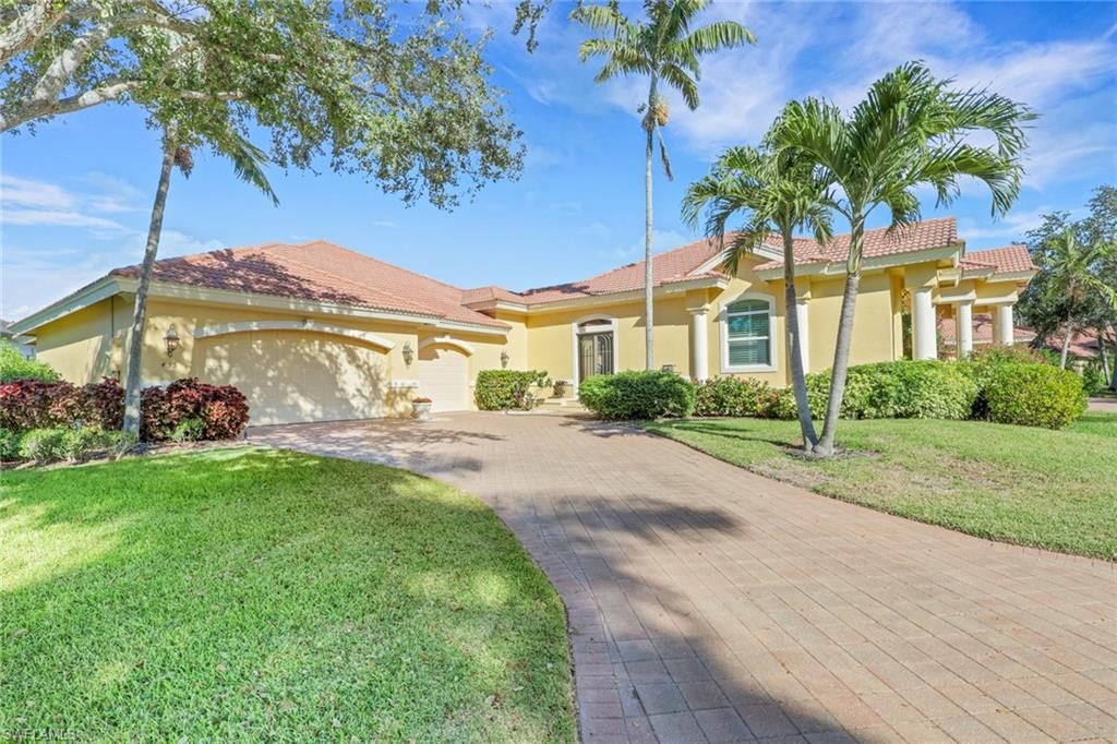 Photo of 435 Terracina WAY, NAPLES, FL 34119 (MLS # 226003669)