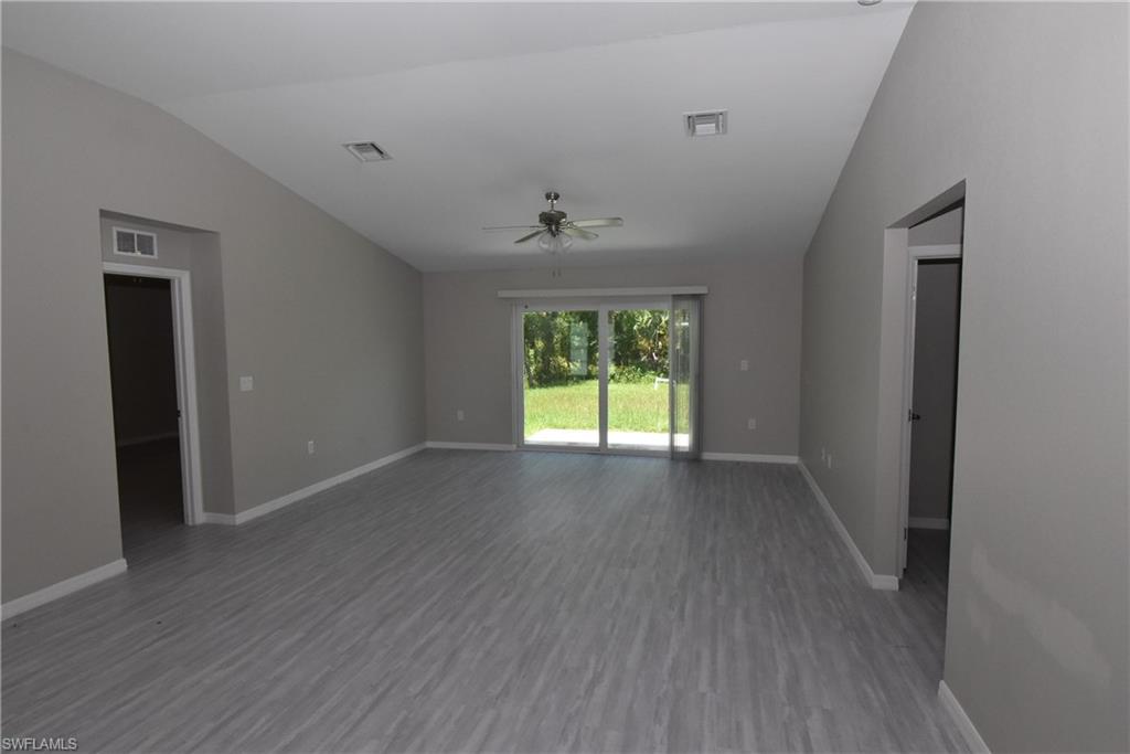 NORTH PORT - Residential Lease