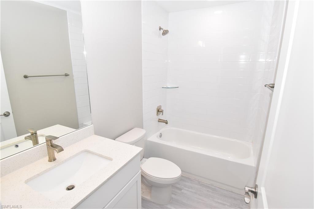 NORTH PORT - Residential Lease