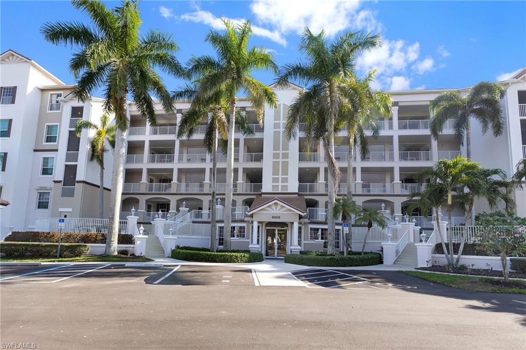 SUTTON WALK - Residential