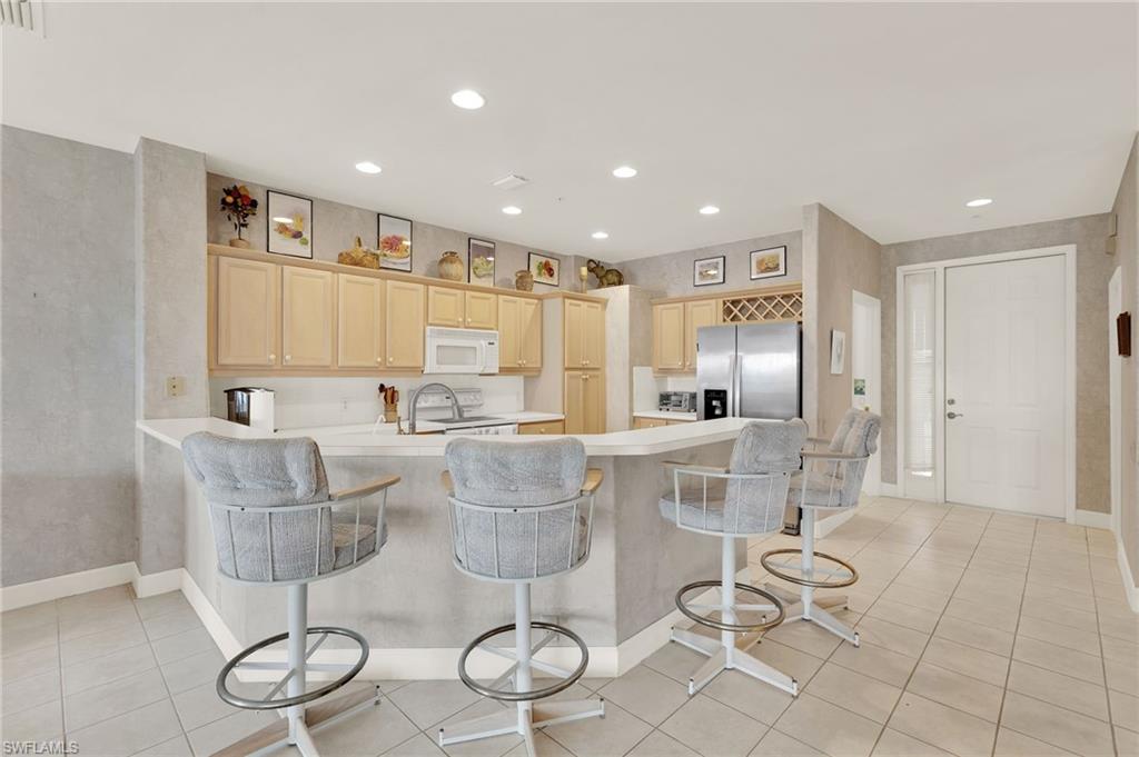 SUTTON WALK - Residential