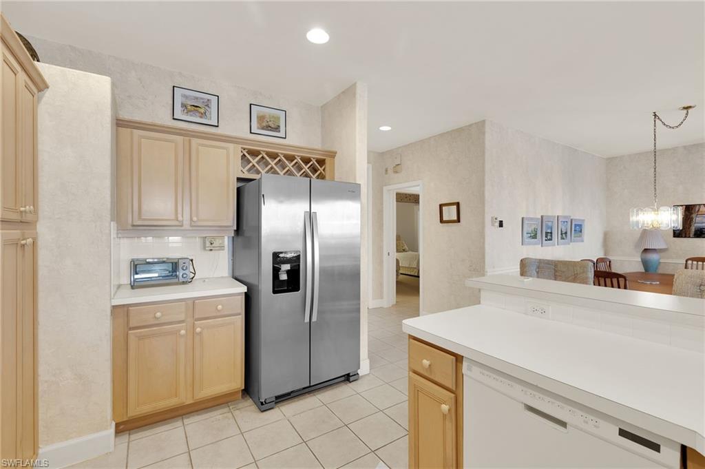 SUTTON WALK - Residential