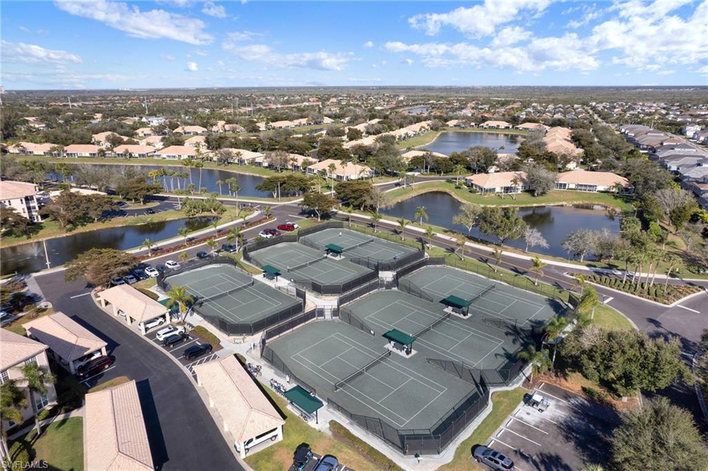 SUTTON WALK - Residential