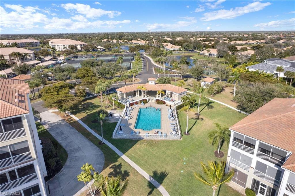 SUTTON WALK - Residential