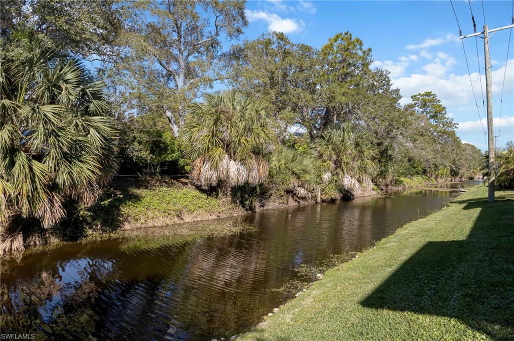 GLADES COUNTRY CLUB - Residential