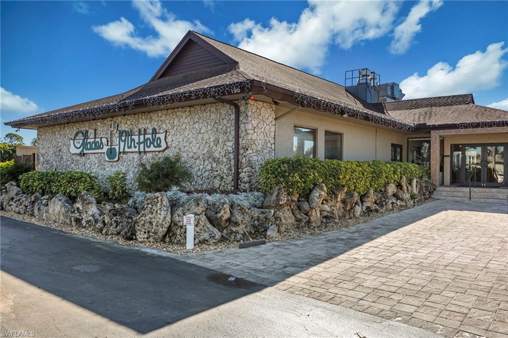 GLADES COUNTRY CLUB - Residential