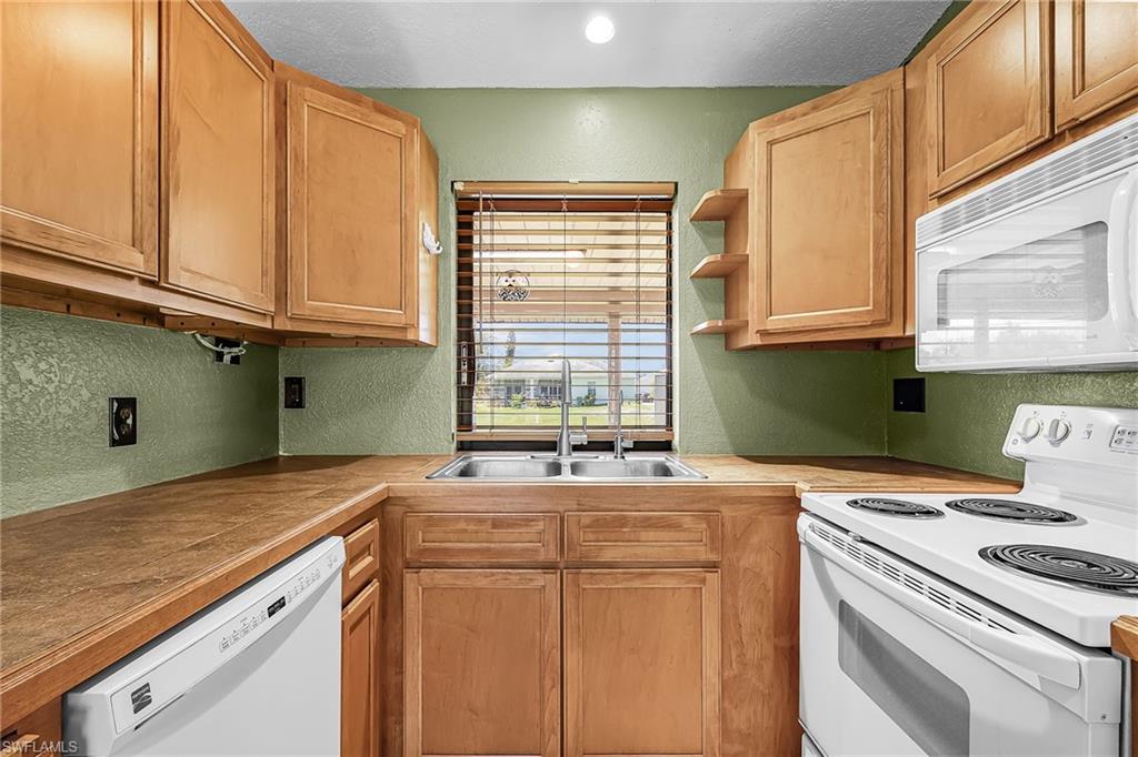 RIDGE HARBOR - Residential