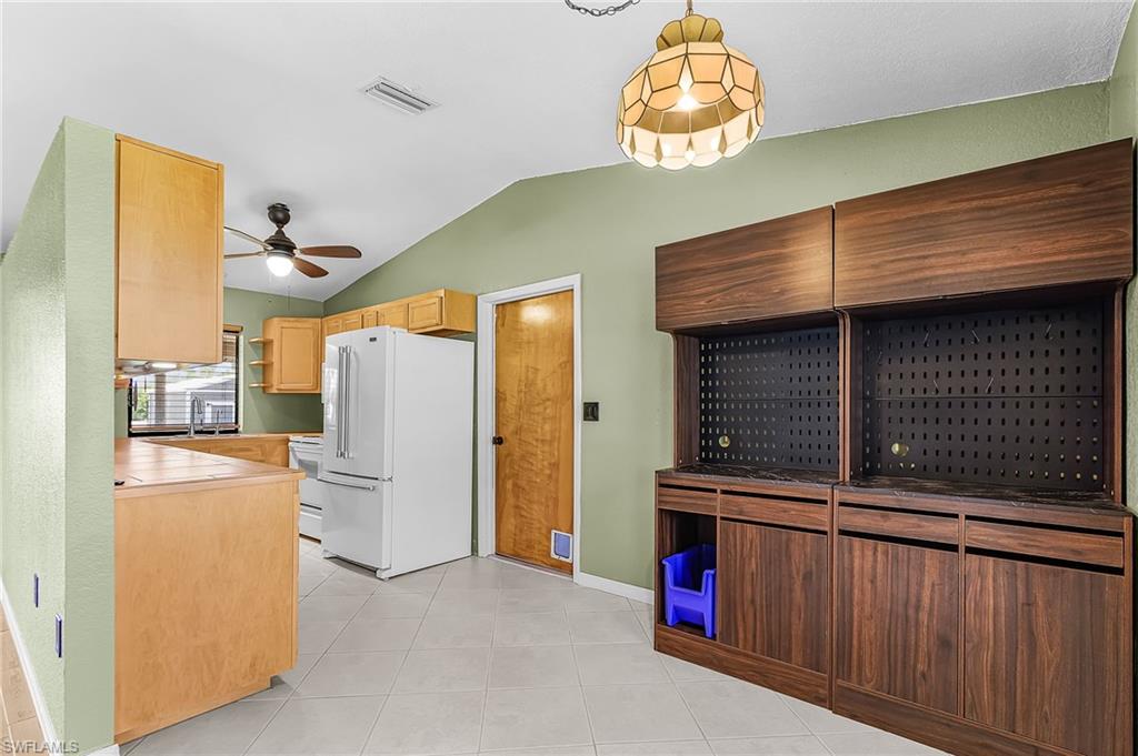 RIDGE HARBOR - Residential