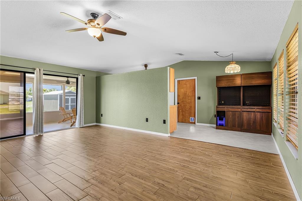 RIDGE HARBOR - Residential