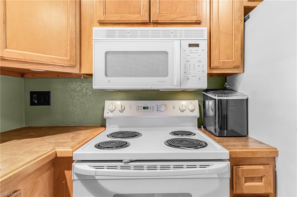 RIDGE HARBOR - Residential