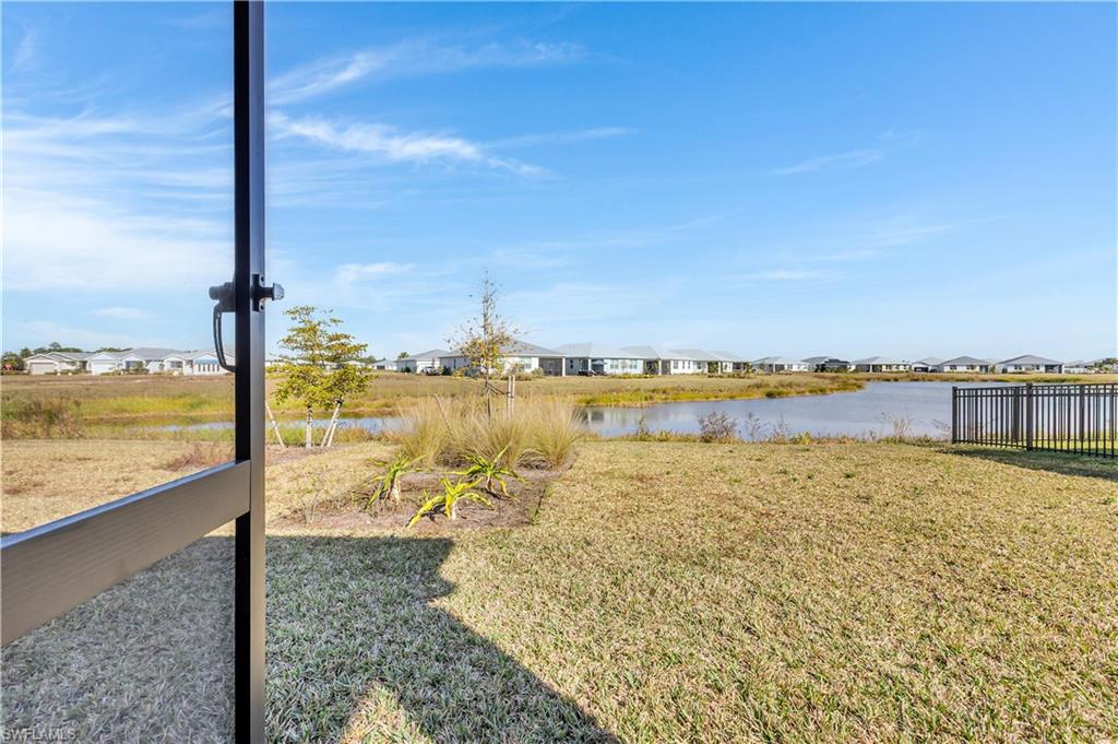 CRESCENT LAKES - Residential Lease