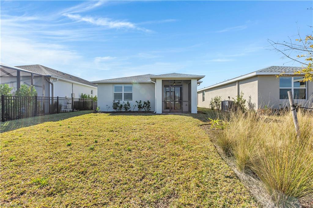 CRESCENT LAKES - Residential Lease