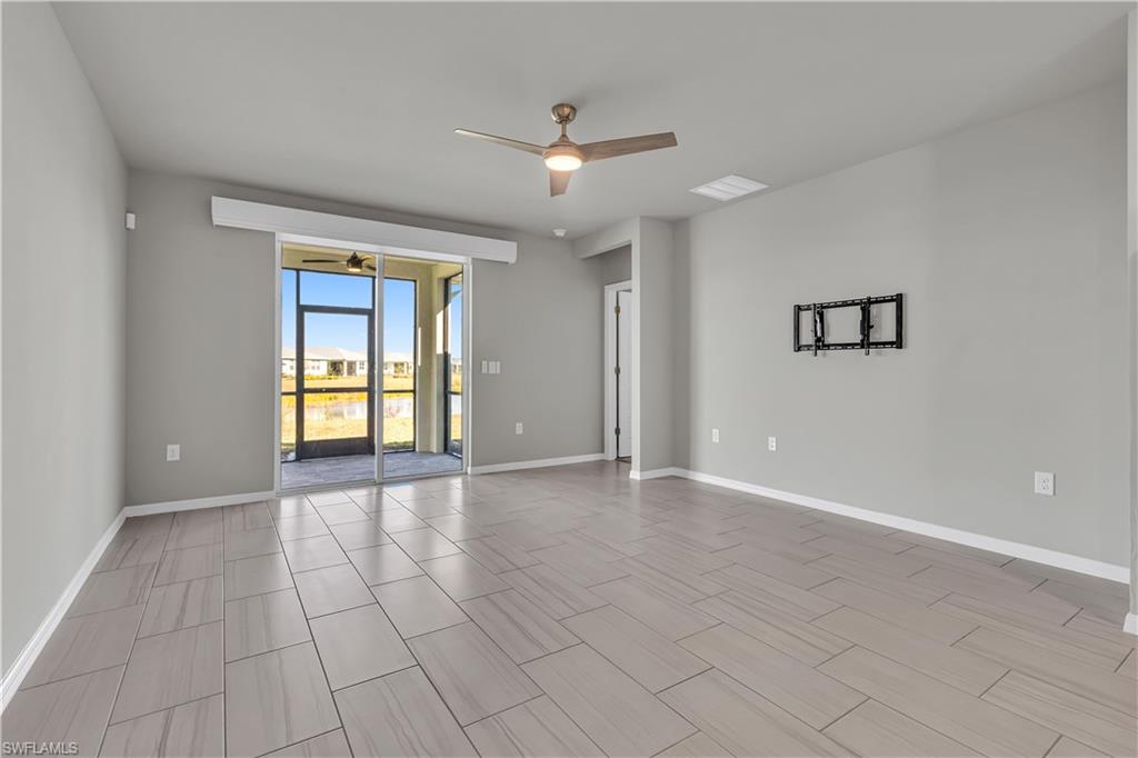 CRESCENT LAKES - Residential Lease