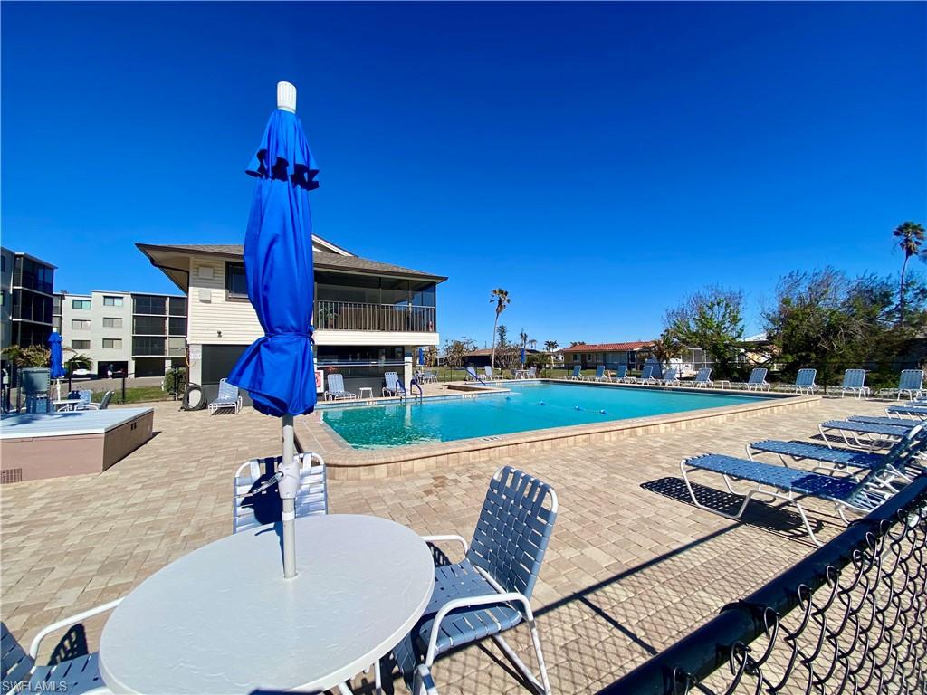 FAIRVIEW ISLES CONDO - Residential