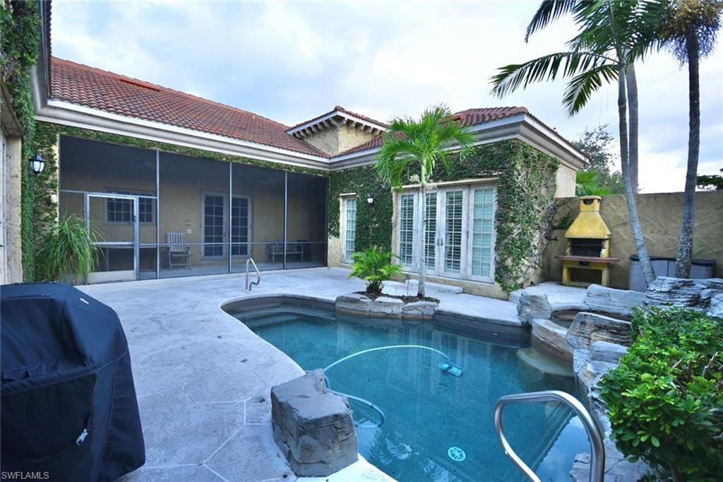 TRAFALGAR WOODS - Residential