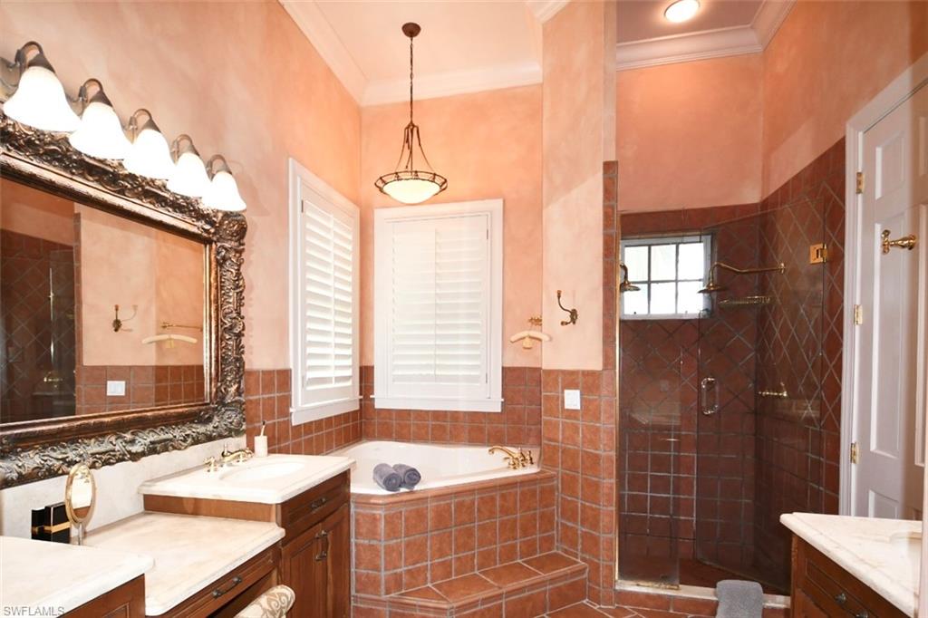 TRAFALGAR WOODS - Residential