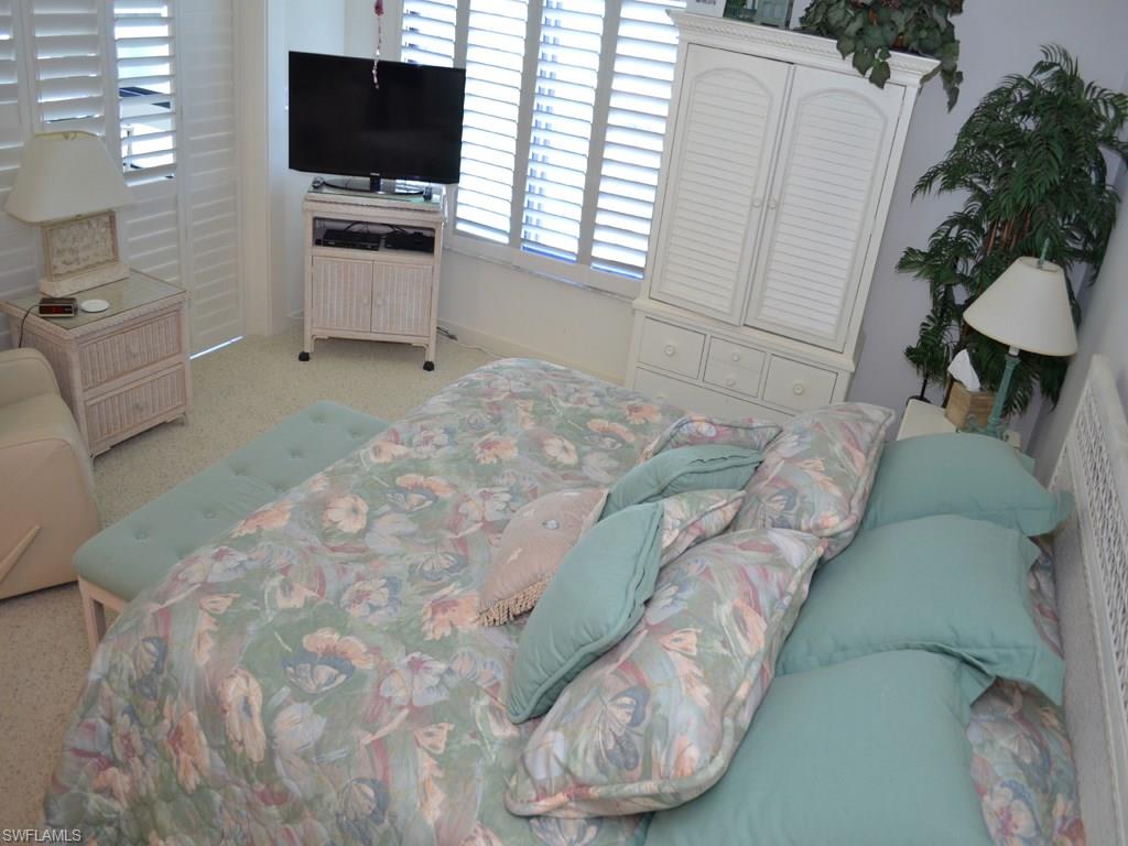 NUTMEG VILLAGE - Residential