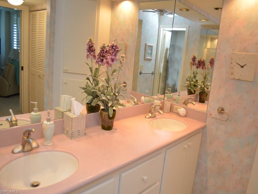 NUTMEG VILLAGE - Residential