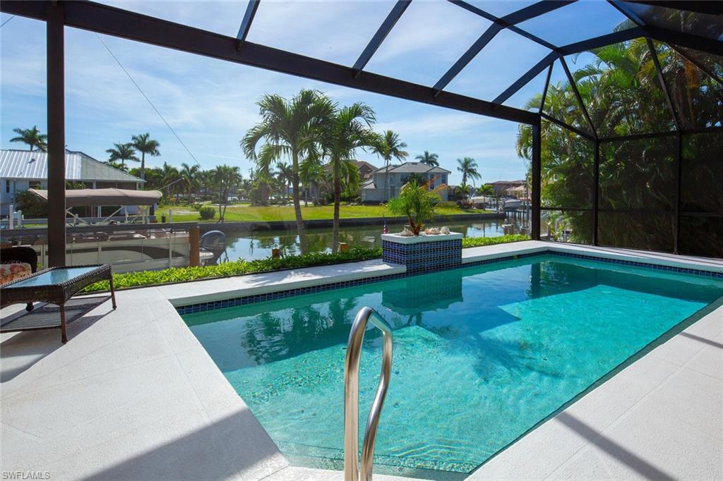 MARCO BEACH - Residential