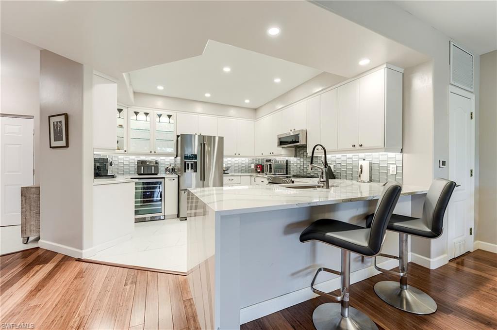 23815 Clear Spring CT 2105